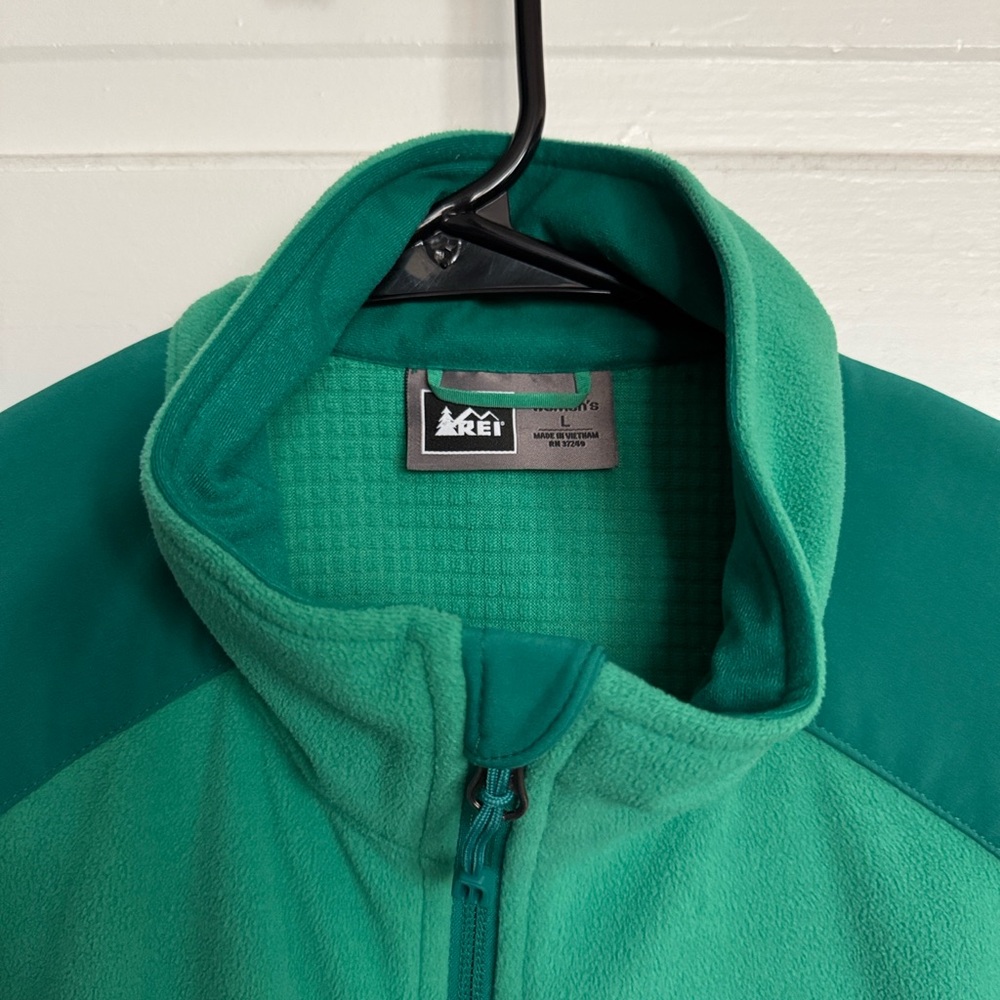 REI Teal and Green Fleece Vest - Picture 2 of 2